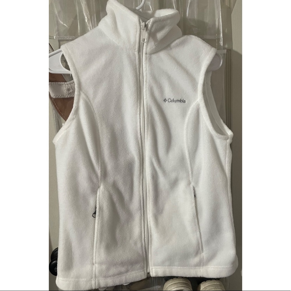 Columbia Vest